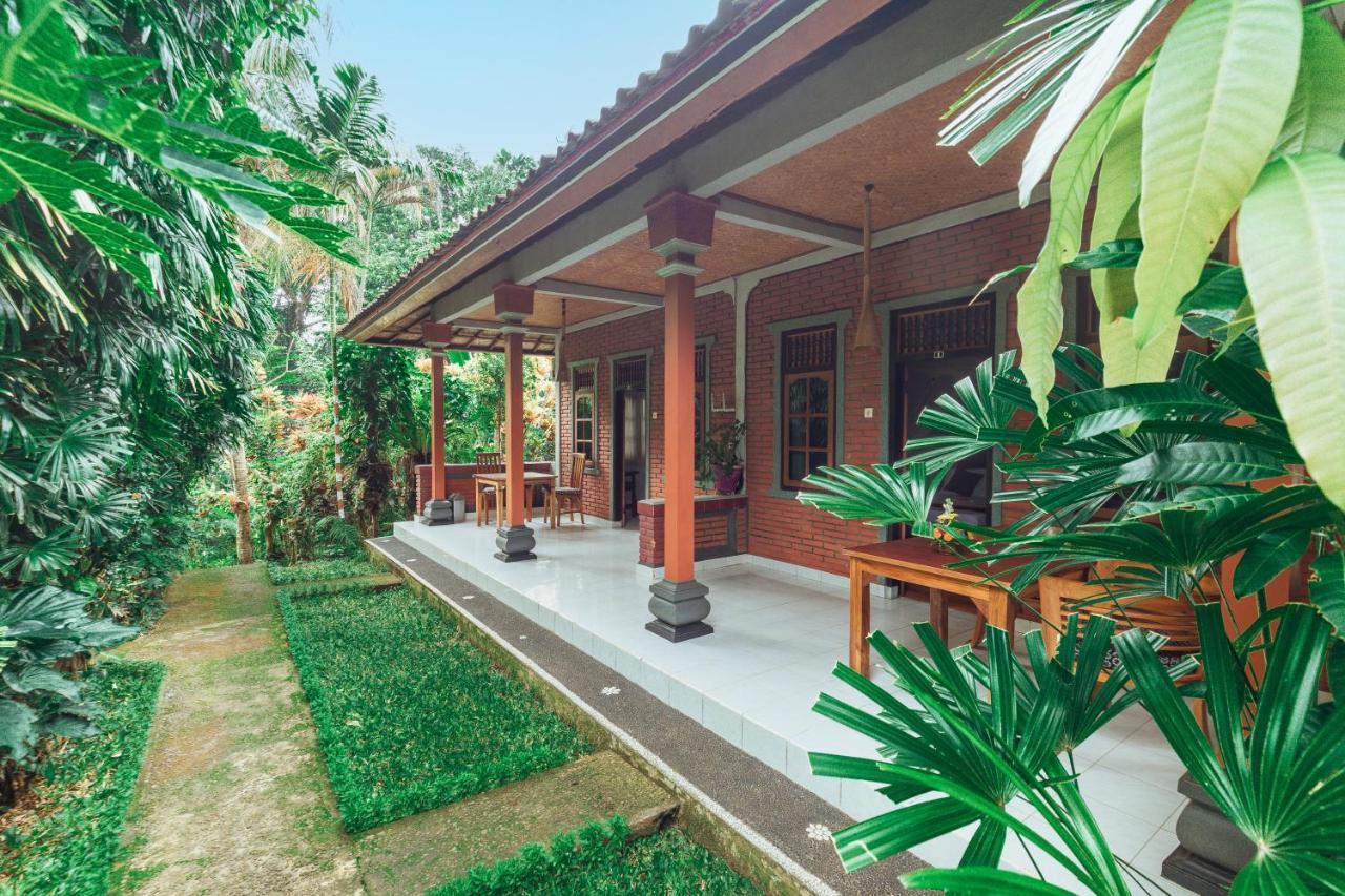 Suastika Lodge อูบุด ภายนอก รูปภาพ