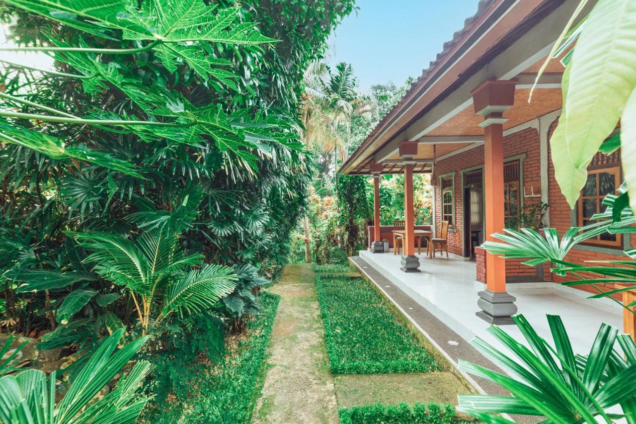 Suastika Lodge อูบุด ภายนอก รูปภาพ